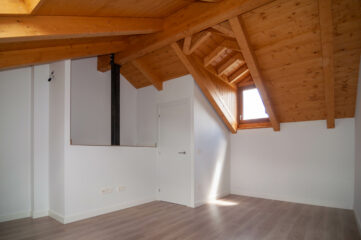 Villanúa edificio viviendas