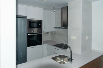 Villanúa edificio viviendas